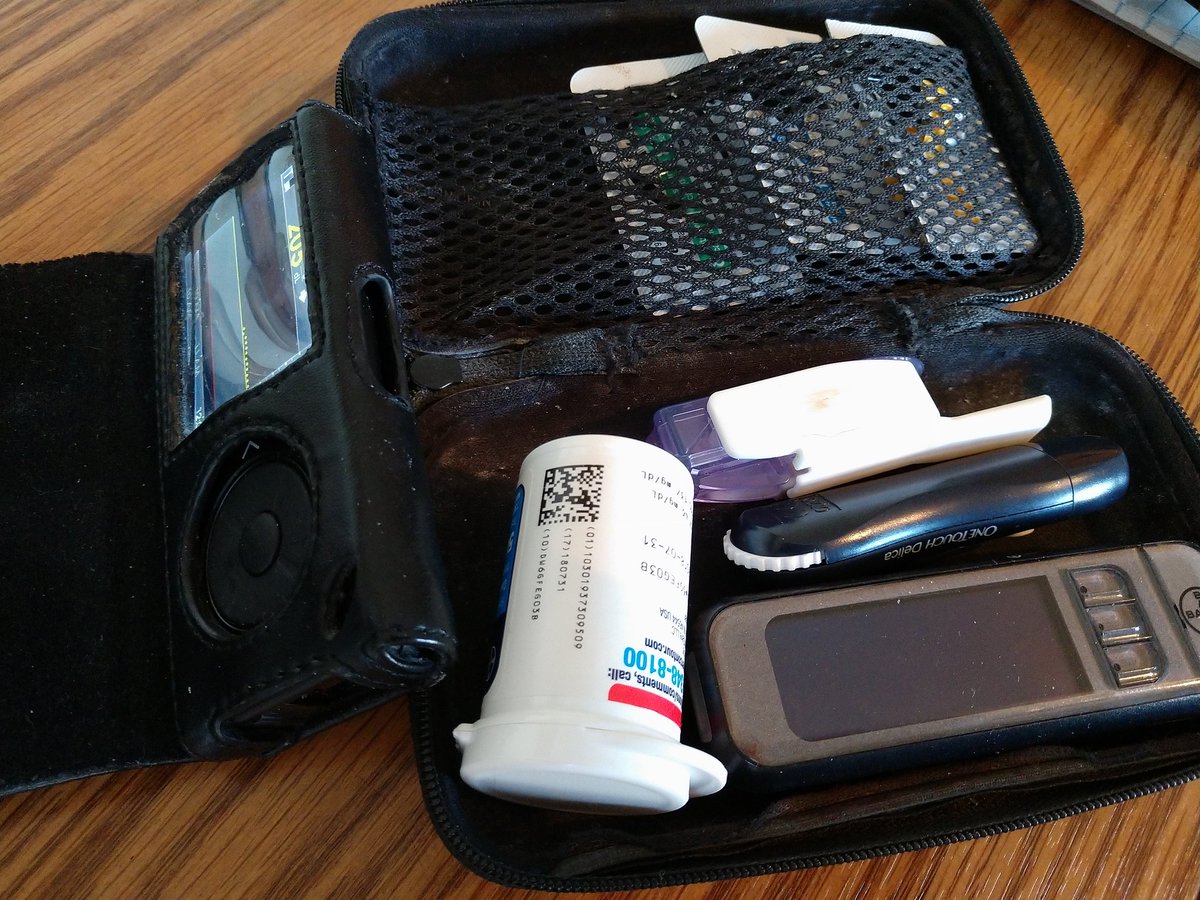 DiabetesMine's tweet photo. Reflecting on #DData17 + #dbminesummit17 last wk... Great seeing #AfrezzaInTheWild from D-peeps inhaling #Afrezza there around Palo Alto. :) -MH https://t.co/LEaEkfKSPN
