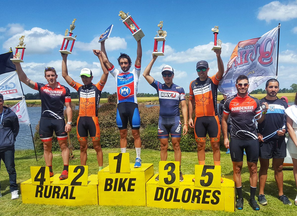 PForgit's tweet image. Amigandonos con la #MTB 🚴, pasó el #RuralBikeDolores 💪.
6to en la Cat y 26° Gral 😊, y disfrutandolo con Amigos.
#BordenaveBike @GPSmundo  @somossox @enanutritionals