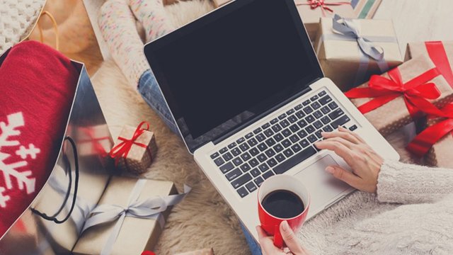 joeurd's tweet photo. Cómo deben usar las marcas a los influencers en la campaña de Navidad https://t.co/HI0pz4Akz3 https://t.co/Q5uMkRVzXP