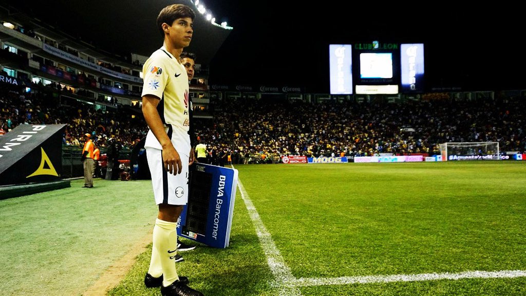 DerFootyTalk's tweet photo. Diego Lainez: The Mexican Wonderkid (@FussbaIlgott). Shoutout goes to @marceloholic for helping us out with this article. ➡ https://t.co/J5JY9SFEaD https://t.co/Eb6YZa8UHX
