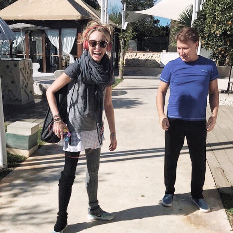 Love this photo of <a href="/karisscarlette/">Karis Scarlette</a> out and about in Ibiza with her Gator. Start the week as you mean to go on and take yours to the gym to make the most out of your workout. #toolup