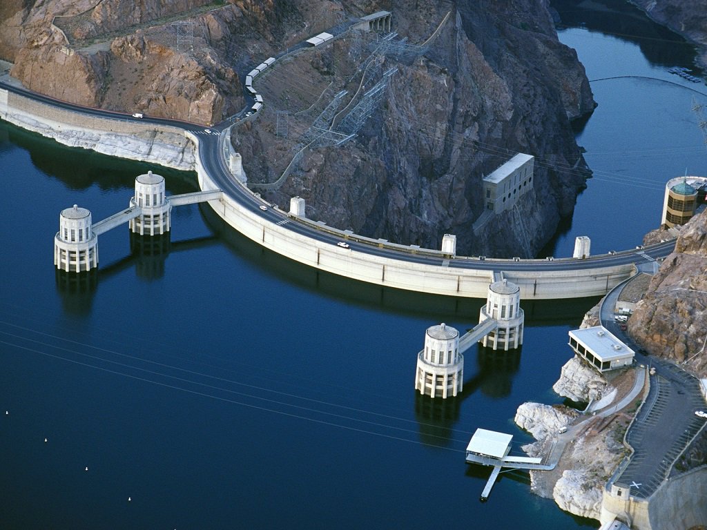 The_Filterway's tweet photo. The United States uses nearly 80 percent of its water for irrigation and thermoelectric power. #filterway #purehome #cleanwater #US #theunitedstates https://t.co/XdruzFQtYX