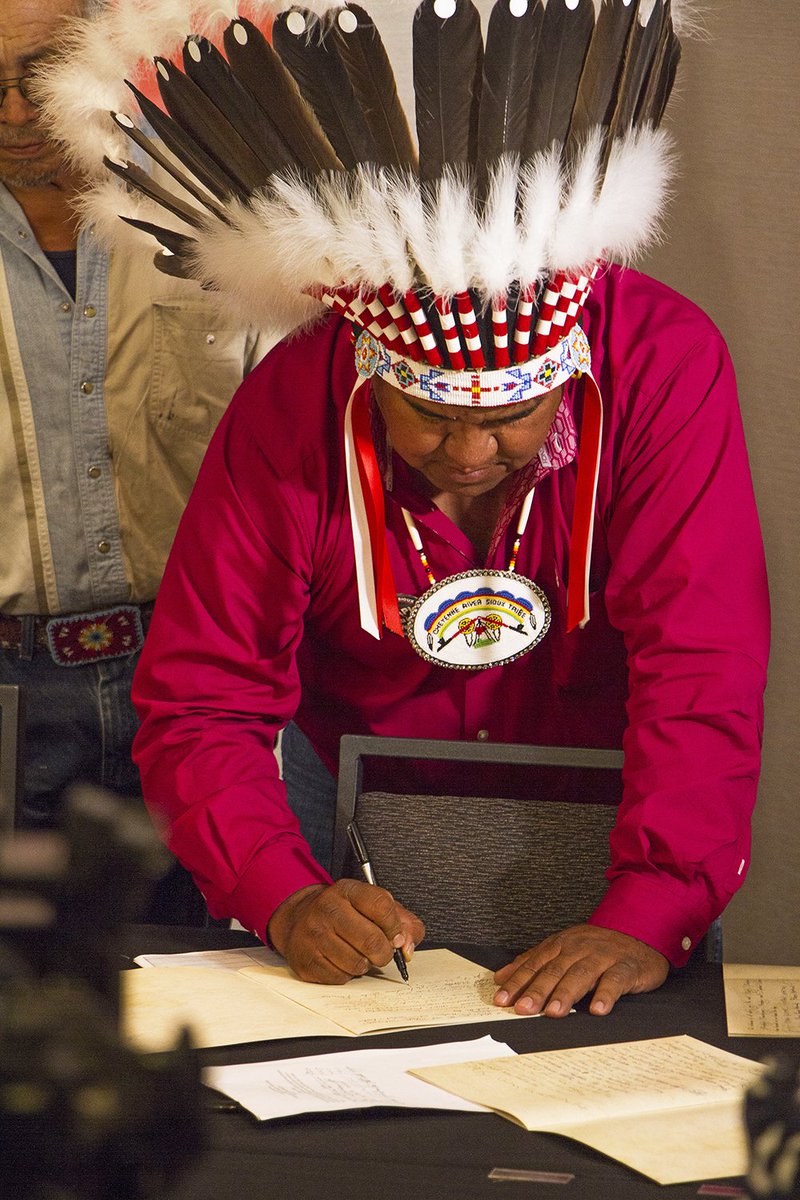 Treaty_Alliance's tweet photo. PRESS RELEASE by the 150 Tribes & First Nations of the Treaty Alliance saying today's approval of Keystone XL in Nebraska won't change a thing: #KXL will be stopped! https://t.co/qzRHG9sRRf
#NoKXL #StopLine3 #StopKM #NoTeck #KeystoneSpill
@RuthHHopkins https://t.co/ezXztX8klK
