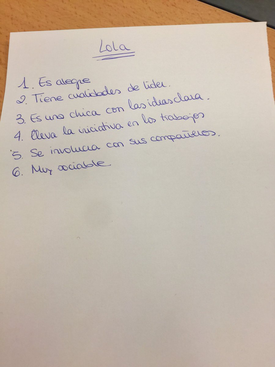 Loleseh's tweet photo. Cuando una compi sabe destacar tus aptitudes en una clase @AwyRo #ddrrhhUS #aguidelegada #aguiebuenagente https://t.co/fDUJatCNVR