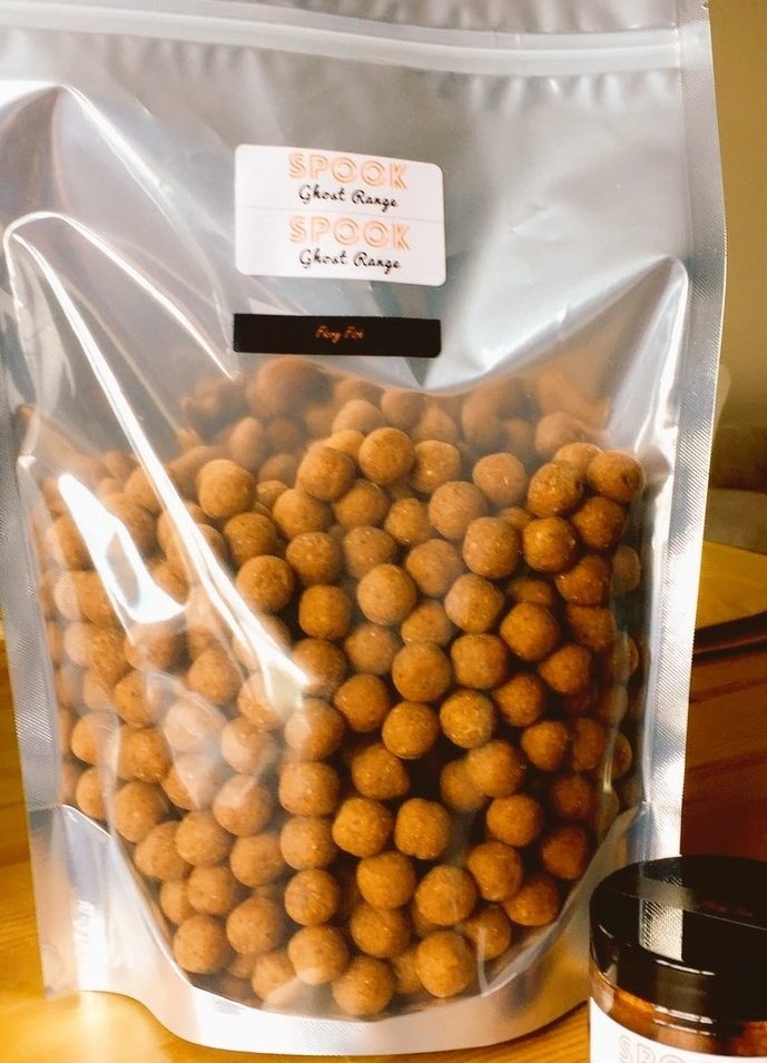 SpookFishing's tweet photo. Top quailty fresh and packed full of fishy spice. Please take a look at our facebook page. Top bait at low prices. @AnglersMail #carp #bait https://t.co/ySIdncpINT