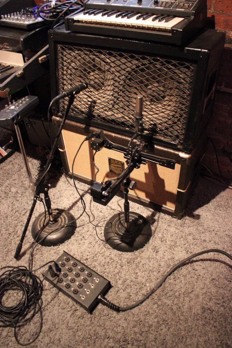 BTCMteam's tweet photo. #SOS - #ROBOTS are taking over our #RECORDING #STUDIO! #moog #royer #ribbonmic #gearporn #nyc #recordingstudio #dynamount https://t.co/o2RQSE2qA9