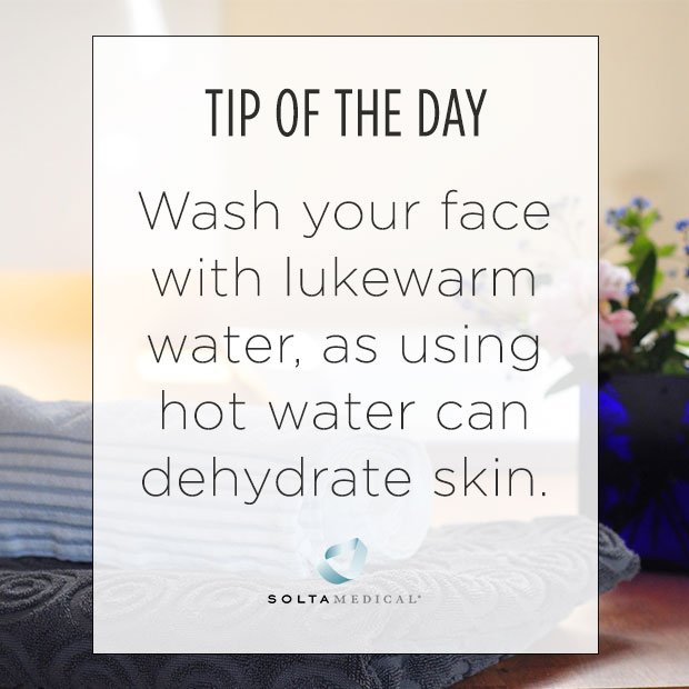 Fraxel's tweet photo. TIP: Wash your face with lukewarm water, as using hot water can dehydrate skin. https://t.co/eRF94uNE68