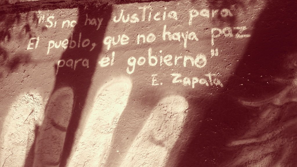 JainaMata's tweet photo. "Si no hay justicia para el pueblo, que no haya paz para el gobierno.
Emiliano Zapata"
#20nov2017 https://t.co/fWWrdTEb4W