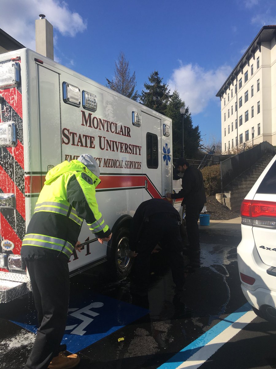 ems_msu's tweet photo. Getting ready for her close up! https://t.co/YrT5IfGGQa