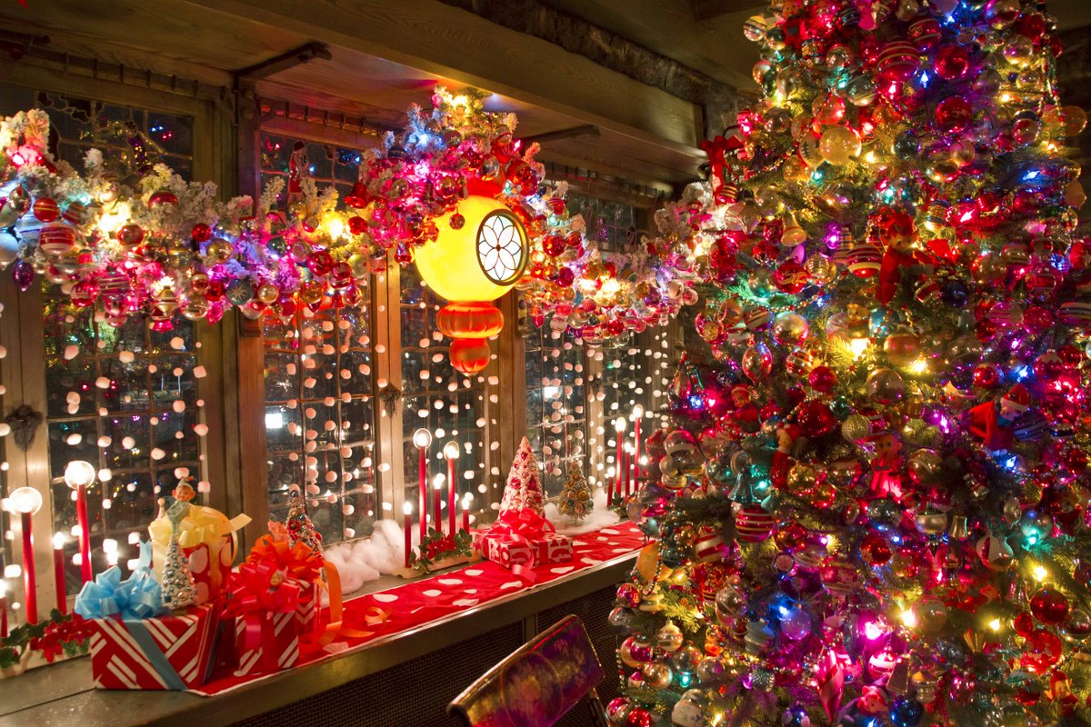 Ohio_Tourism's tweet photo. Want to win FREE tickets to the "Memories of Christmas Past" holiday exhibit at The Arms Family Museum? Like and share our Facebook post, then add a comment with your favorite holiday cookie for a chance to win! https://t.co/EZO1AXCV4Y https://t.co/2XMCljcRRG