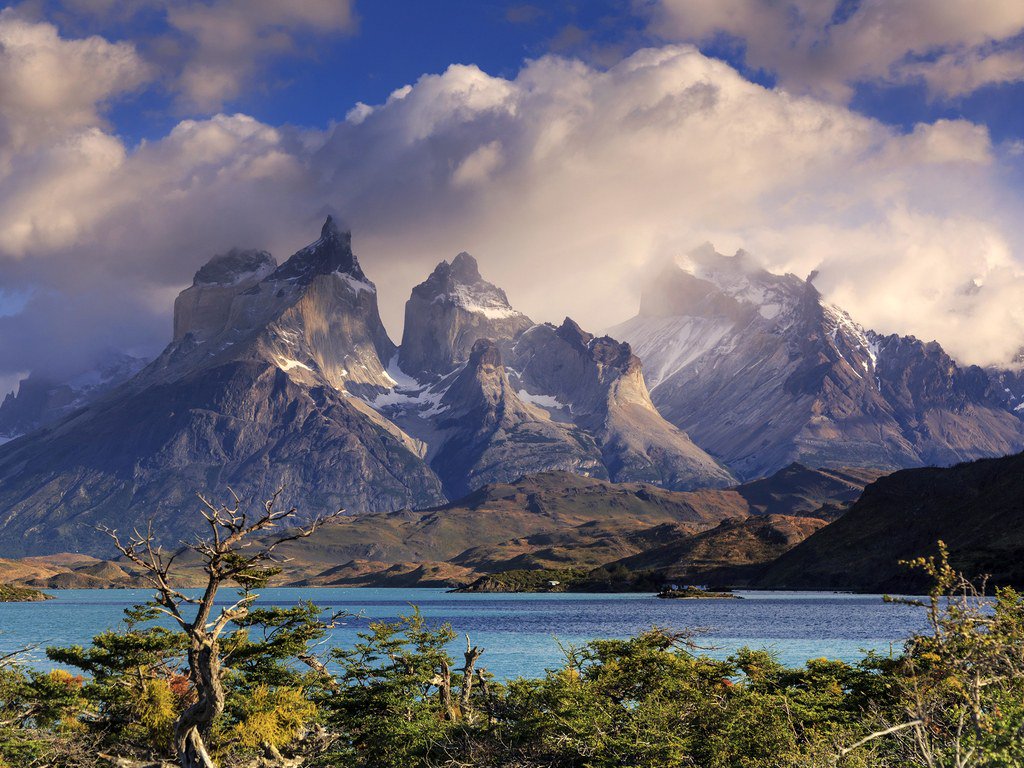 4Discoveryland's tweet photo. Torres del Paine National Par, Patagonia, Chile.
One of the best landscapes in the world
#Chile #Patagonia #lake #mountains #travel #discovery #explore #luxurytravel #photography #landscape #landscapephotography #nature https://t.co/M2od0Vycww