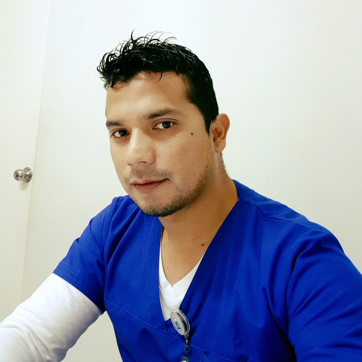 edu168's tweet photo. #NuevaFotoDePerfil https://t.co/GR6CMsZMfO