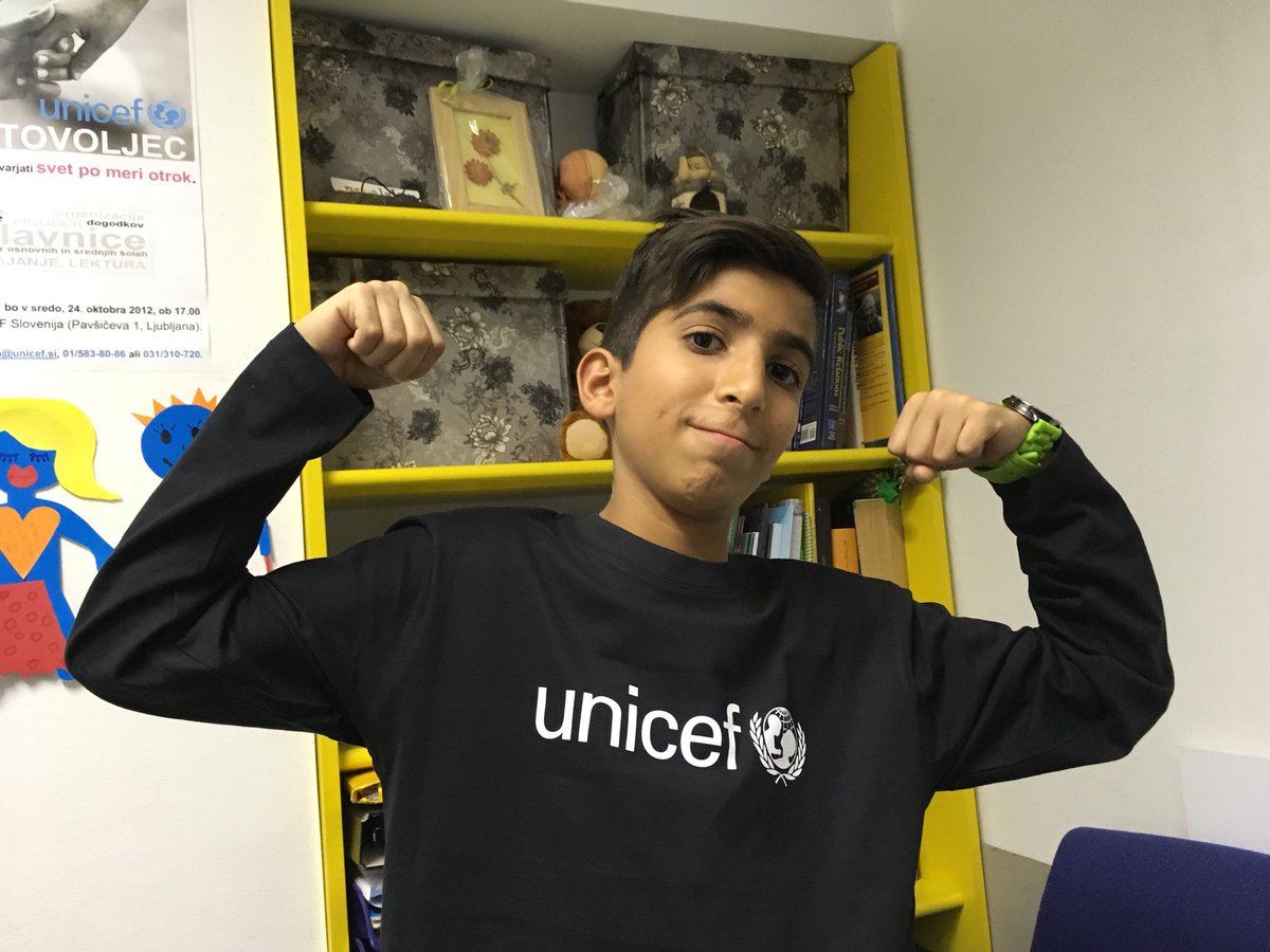 BokiNachbar's tweet photo. Med najuporabnejšimi supermočmi bi otroci v Sloveniji radi imeli sposobnost pogleda v prihodnost &amp; teleportacije. Supermoči bi uporabili za pomoč drugim! Sina #worldchildrensday https://t.co/CmzY24DiU9