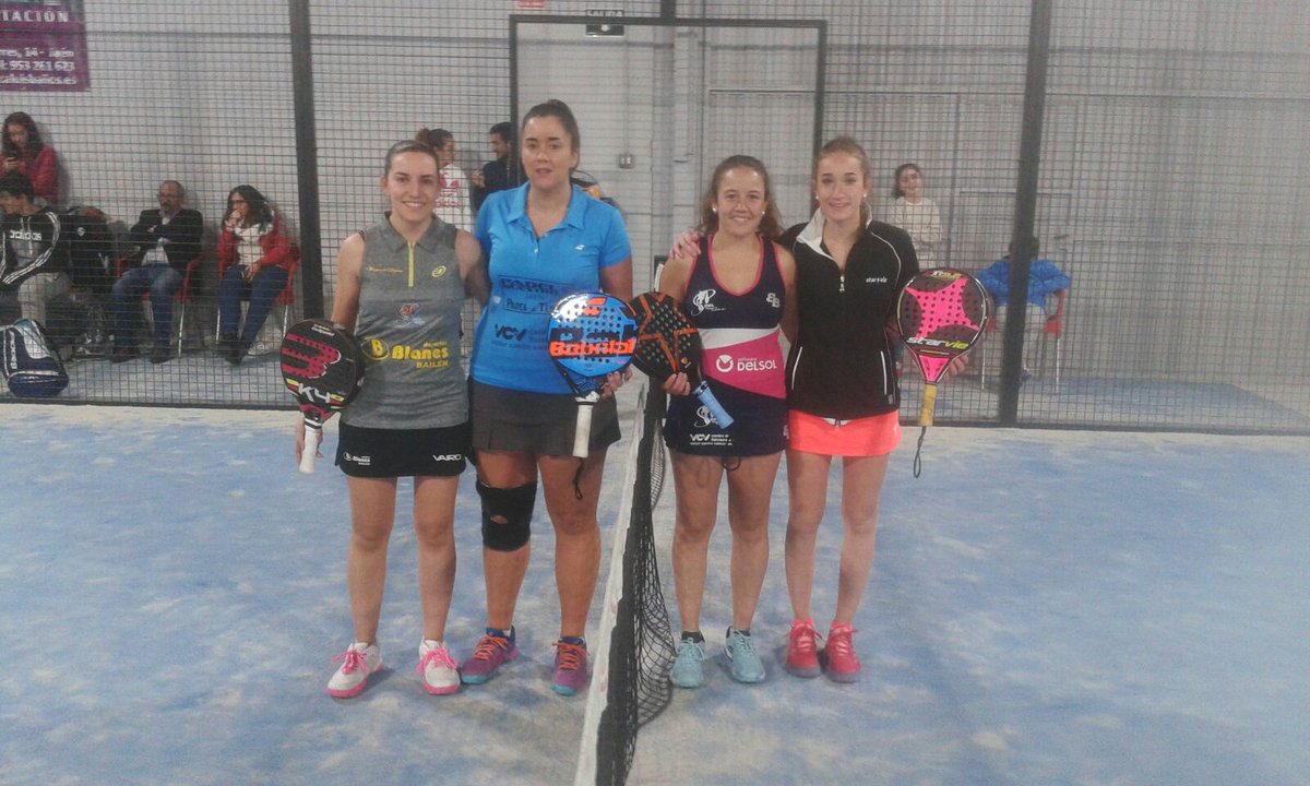 PadelPremium's tweet photo. Ya podéis ver en nuestra página de Facebook la crónica y fotos del Master Provincial y el Open Plata "Trofeo Burger King" que se celebró este pasado fin de semana. https://t.co/zrSu1pk2tm https://t.co/1vqQrHytgQ