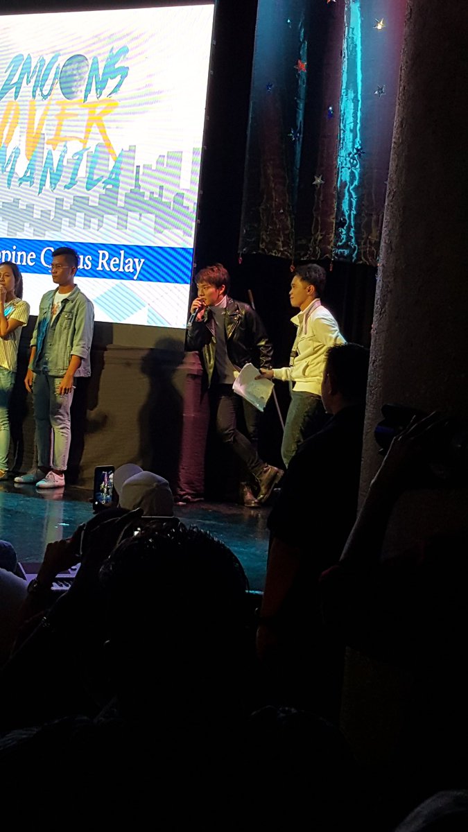 stoked_soul's tweet photo. #Copter, what were you doing here? keeping an eye on Tee? 😁😘
@KimCopPH
#2MoonsOverManila #2moons
#6MoonsAsiaTour https://t.co/z9hsqmUHlE