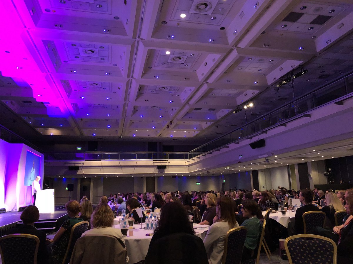 KatyBourne's tweet photo. A packed, sell-out audience for the national Senior Women in Policing conference hosted by @swipinsussex17 #ExcellenceThroughDifference #SWiP17 https://t.co/VfbXWZmFIa