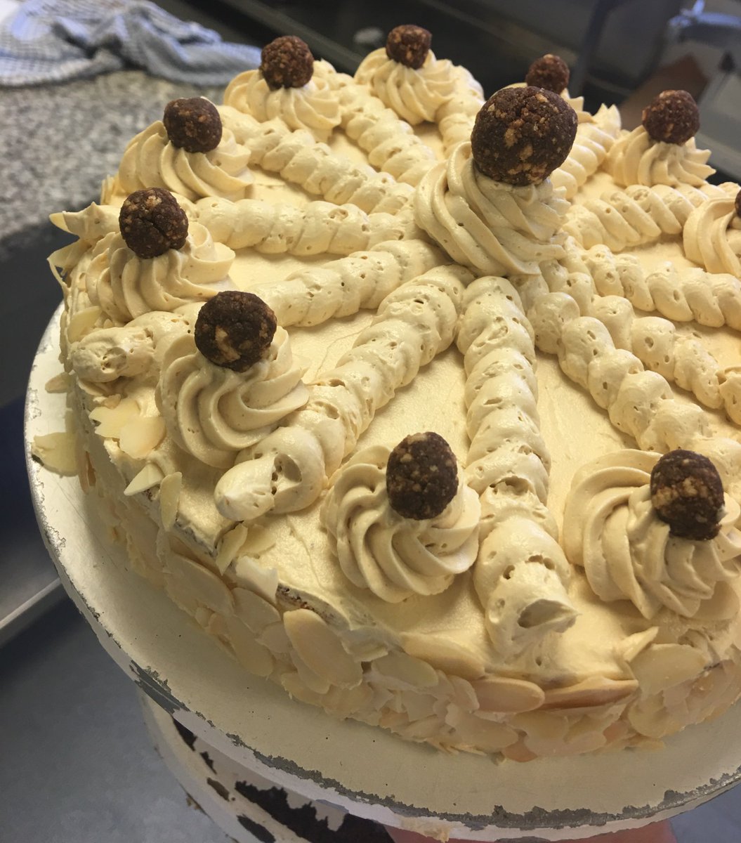 JackKeatingMF's tweet photo. Genoise sponge with coffee buttercream and chocolate sponge truffles🤤 @GMITOfficial https://t.co/zvKGjTGNzn
