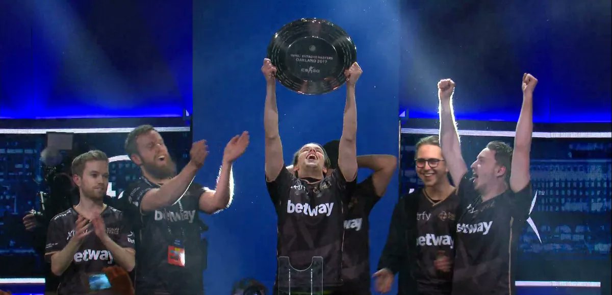Hcos_One's tweet photo. NiP win their first big title since last year's IEM Oakland

#CSGO https://t.co/1paS0RFYPl