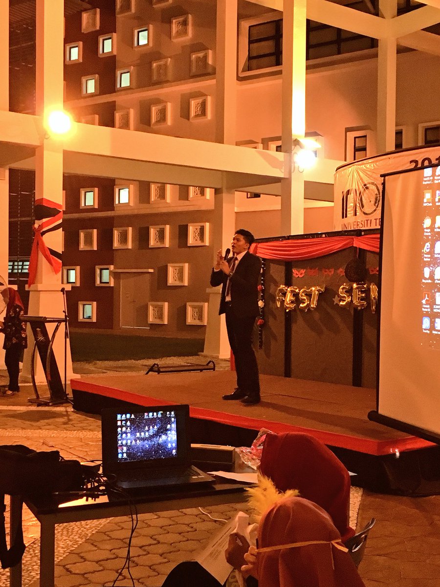 TheDebateClub_'s tweet photo. [live update] The Final Round for Public Speaking in conjunction of Fest Senis organised by TDC https://t.co/f7IiV78mGx
