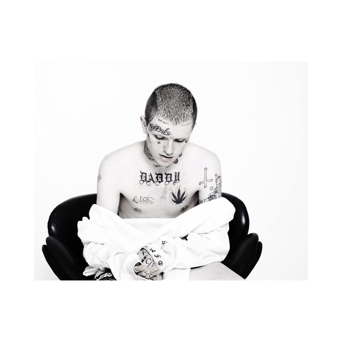 🥀 LIL PEEP 🥀<a href="/houseofsolomag/">House of Solo</a> @Malik_Imran_ #lilpeep 🥀
