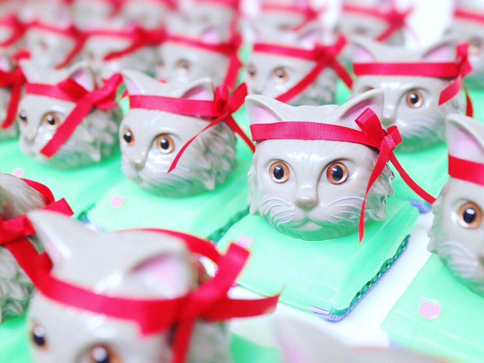 refreshment_aya's tweet photo. NEKO TANK💥NYAMBO🐾Thank you sold out⚡️
#DCON2017
#designercon
#dcon
#ソフビ #sofubi 
#vinyltoys… https://t.co/PuvQlvQJH8 https://t.co/zst7UeTNa2
