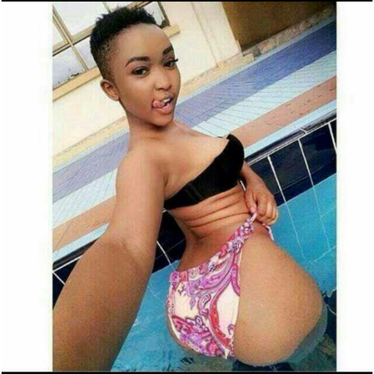 MzansiHotChicks's tweet photo. Hey guys we back😊😚😚❤💯 https://t.co/NSl1TsLcQX