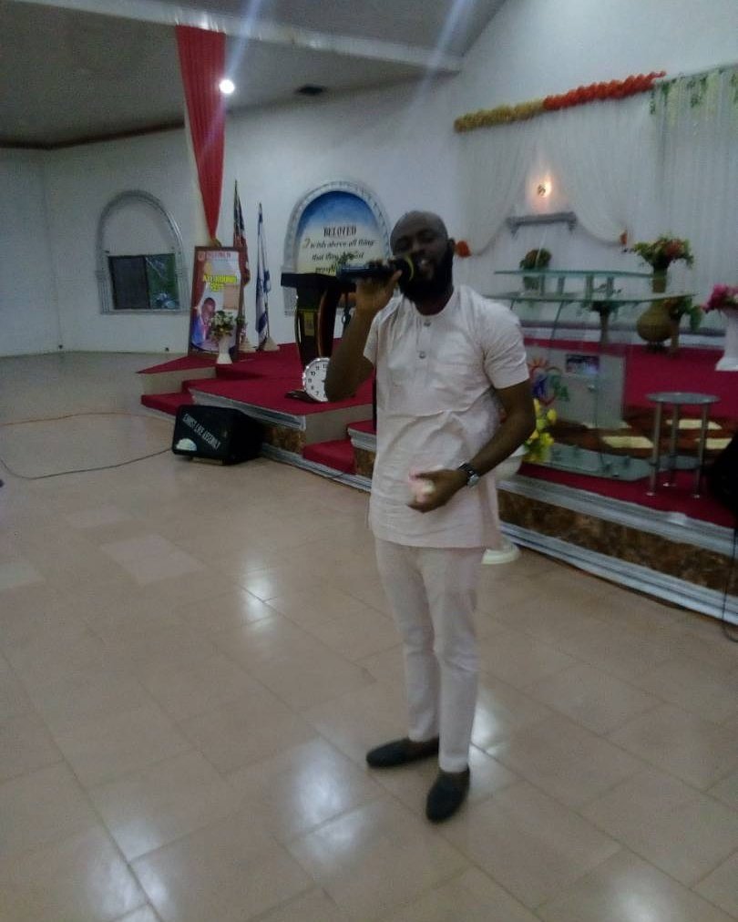 Beejayrymes's tweet photo. "NOT JUST A SONG" in Akure was awesome
#TakeOver #Savior #SheyUgo
#ItsBeejayrymes
#HighTillDeath
#DipoAra
#NotJustAsong
#AkureCity
#beko https://t.co/Jg7RFvyr5M