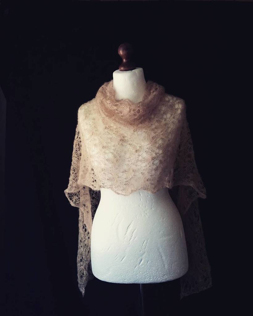 renavereknits's tweet photo. A touch of femininity. ❤
#beigeshawl #mohairwrap #handmadeseller #laceshawl #handknittedisthebest #onmyneedles #knittersofinstgram #readyforwinter #stayingwarm #creativehappylife #etsyshopowner #creativepreneur #favehandmade https://t.co/CkZiwCqR88 https://t.co/oM7aZgzQey