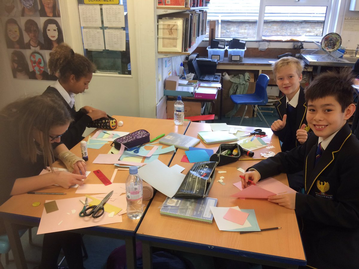 hf_arthf's tweet photo. #hollyfield Christmas cards. Fabulous morning in the art department with year 7 making this years Hollyfield school Christmas cards :) https://t.co/prNN3uWx6T
