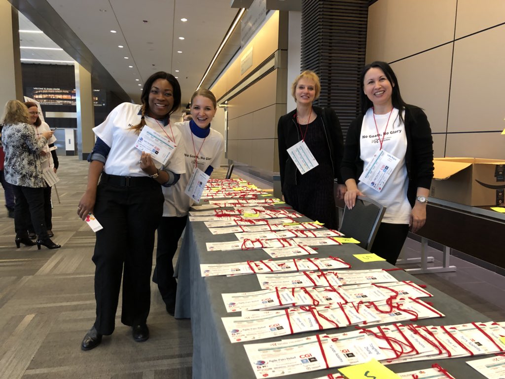Gilly9's tweet photo. Warm welcome from the #GOAT2017 volunteers Ibinaba, Diana, Larisa and Lidia https://t.co/ZNqRj4b31C