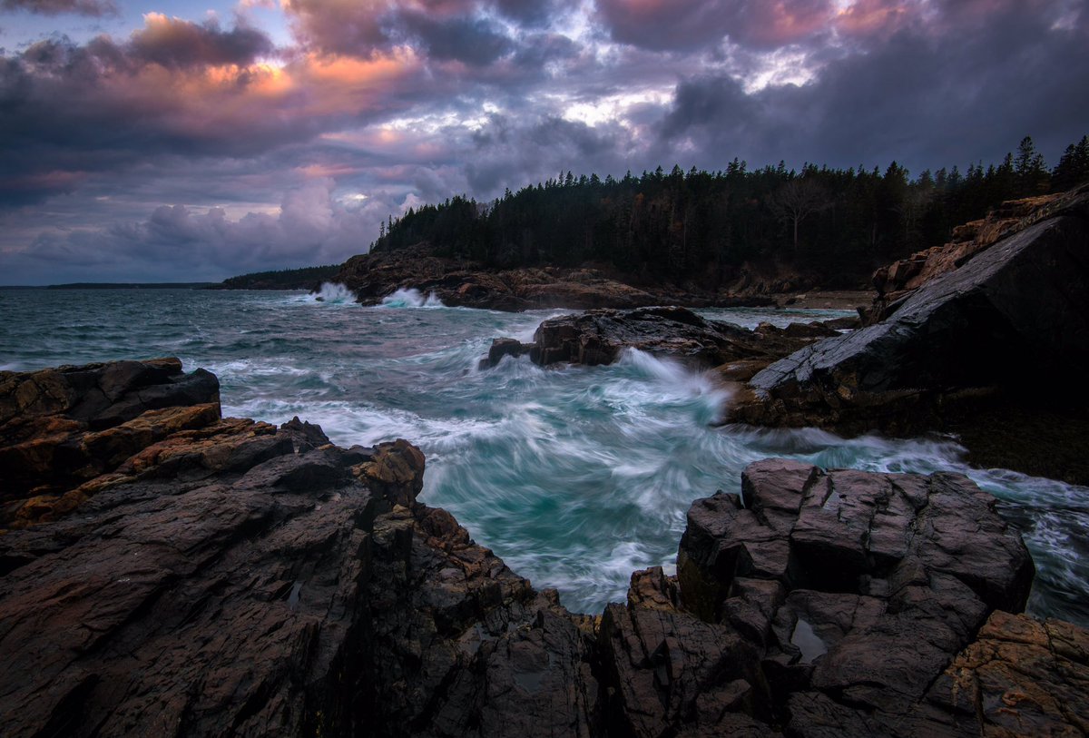 Mornings by the ocean side🌊