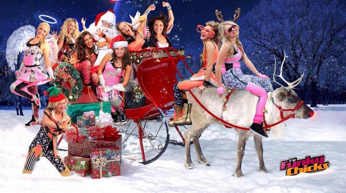 funkychickparty's tweet photo. Yo Yo Yo! 
Are you holding a #Christmas event? Book now for our AMAZING #Entertainment!
Get Funky, Dance &amp; Sing along to your favourite Christmas tracks &amp; go crazy to our Snow Blizzard Finale!

#FunkyChicks #KidsEntertainment
#London #Kent #Essex #Surrey #BeckBromFL https://t.co/GpXeKtpiv0