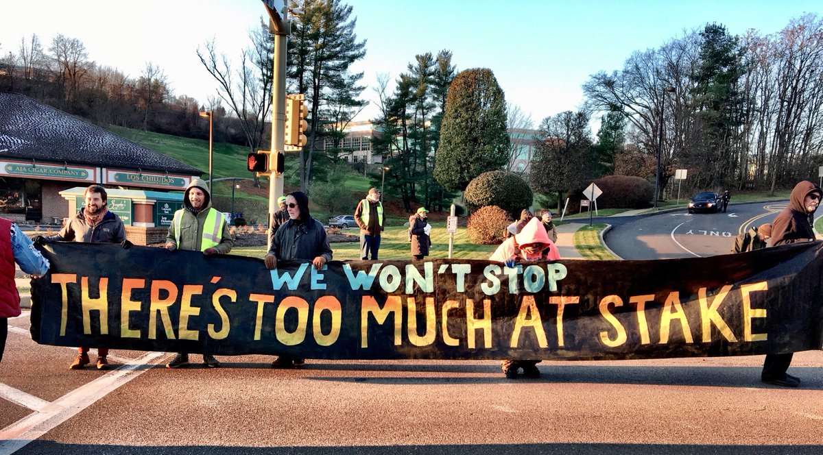 RisingTideNA's tweet image. ARRESTS coming soon at the Blockade of Southpointe Complex, a hub of fossil fuel companies in Pennsylvania. If the fossil fuel industry won't stop, #WeWontStop  Livestream: facebook.com/risingtidenort…