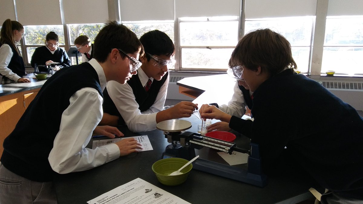 MrsWStAls's tweet photo. Signs of chemical change. #precipitate #8th #NGSS #scienceed #wearestals #archphilly https://t.co/SoZouYREWS