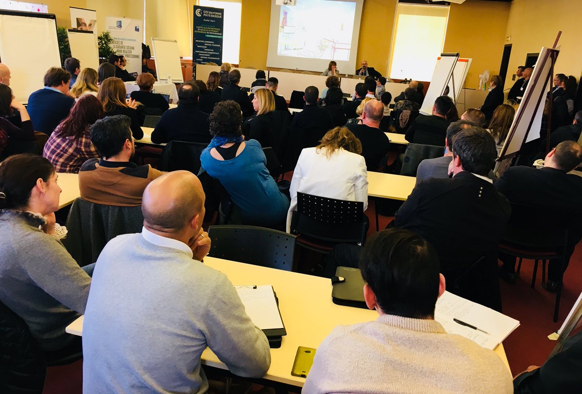 CCIBayonnePB's tweet photo. Journée #PerformanceCommerce en ce moment à la @CCIBayonnePB 🛍 https://t.co/FbZMYN0VP3