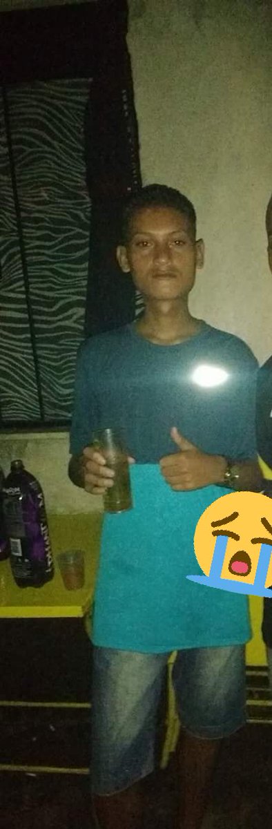 ViiviPoderosa17's tweet photo. 8Meses sem meu menino 😭👼 a ficha ainda não caiu que tenho que vive sem você, sempre será vivo no meu coração #MeuEternoIrmão #MeuMagrelo #SddsEterna #DouglasVive 😭😭🌟👼 https://t.co/wYXyBmGxIg