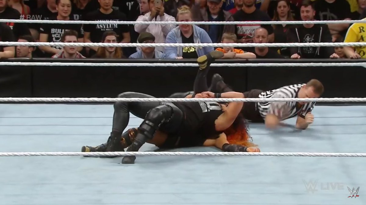 mizterperalta's tweet photo. After last night, Tamina can finally say that she has a pin fall over all the Four Horsewomen. 👏🏼👏🏼👏🏼 https://t.co/3Y2CghkGyX