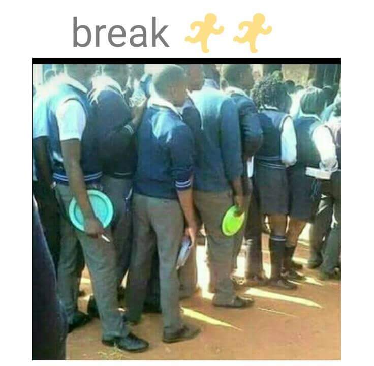YounGSVM_SA's tweet photo. ::: RT if you know this. 😅😅 https://t.co/nm40mXN7Mv