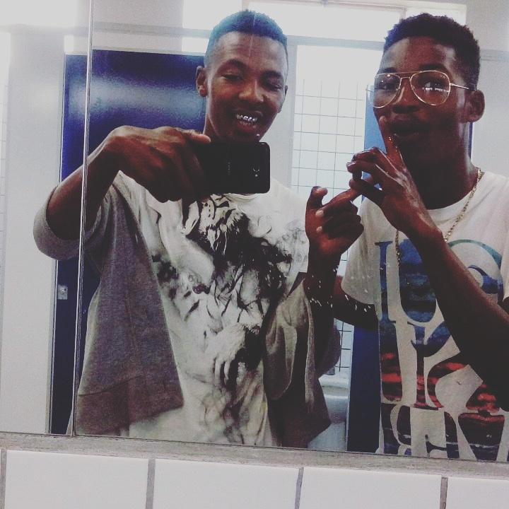 dizzy_sonnet's tweet photo. I and my producer Dj Anykey the Plug https://t.co/QNOUqiN6WG