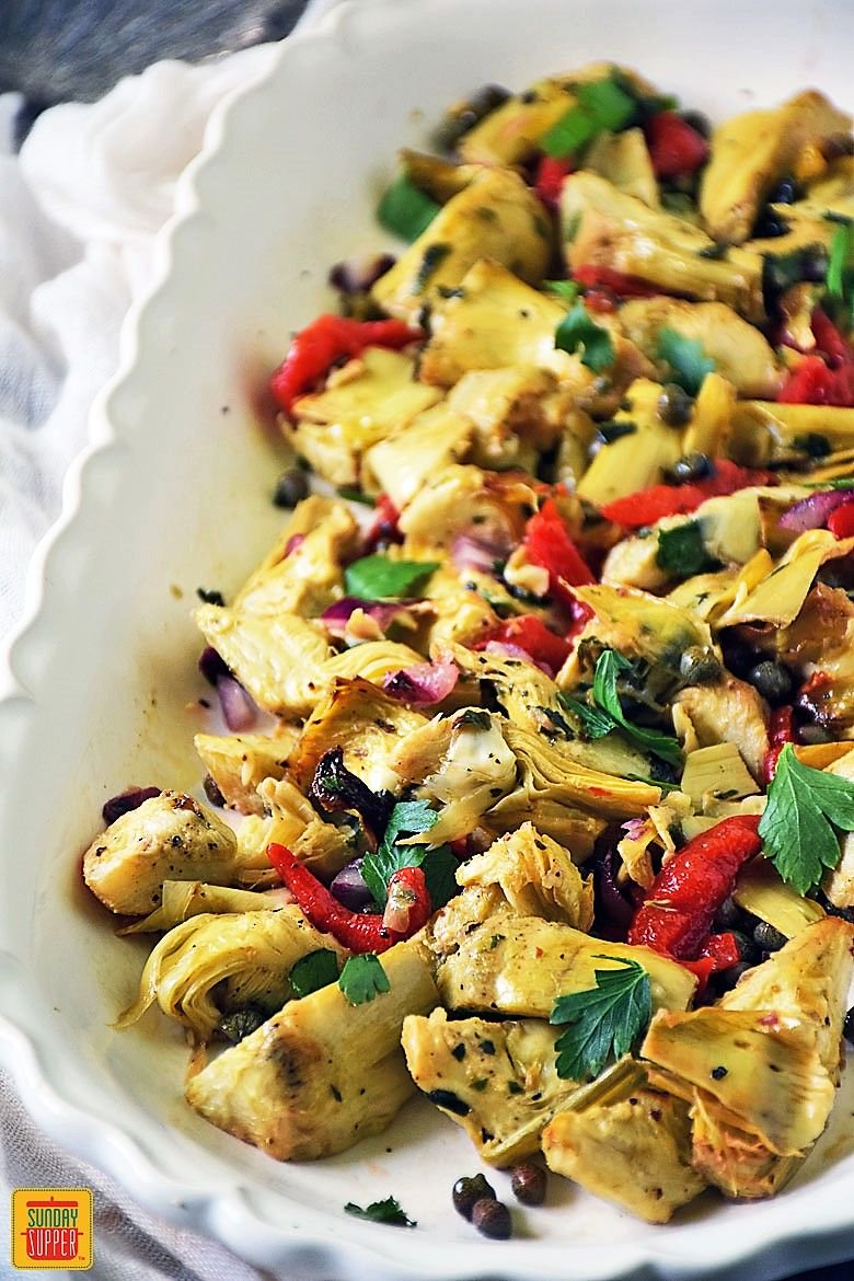 Holidays call for sides with big flavor such as this Roasted Artichoke Salad. #SundaySupper buff.ly/2ATu8UL