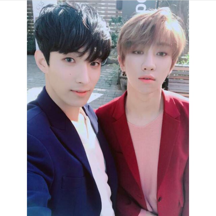 💙💙💙❤️❤️❤️