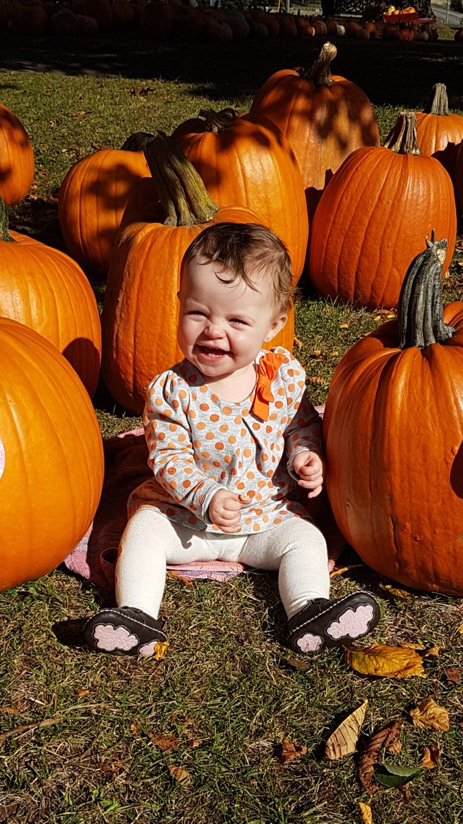 ParentLifeNet's tweet photo. Adorable ALLYSON has a beautiful smile! What a cutie pie :). Enter the code ALLYSON for 5 extra entries. https://t.co/lx1hIWrpTA #CLB7 #BabyoftheDay https://t.co/OmDT94aDU0
