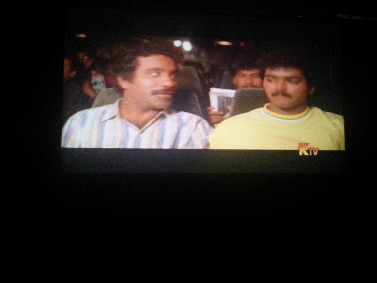 DrVijayGroup's tweet photo. Movie Alert : Watch #IlayathalapathyVijay's #FirstBlockBuster #Pooveunakkaga Right Now in #Ktv #ThalapathyDay #Vijayism 😘😘😘😍❤😍❤ https://t.co/OdyzX2GMwY