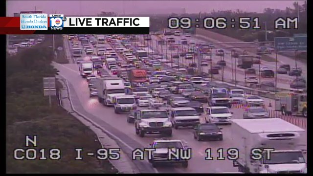 Crash on I-95 SB Express at NW 119th St #traffic https://t.co/GZFpJ1whnW