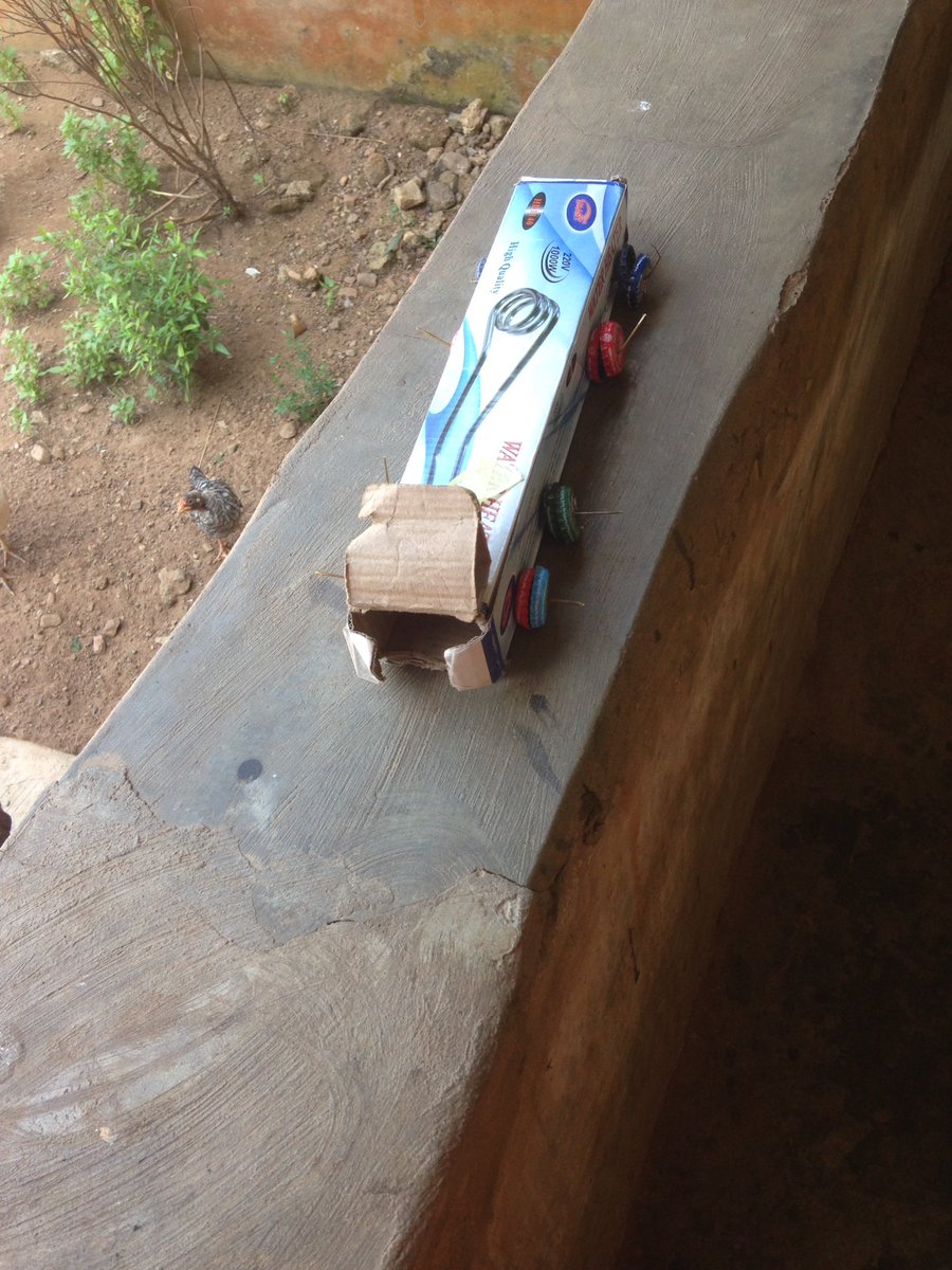 Recycle_NG's tweet photo. #Truck #DeliveryTruck #RecycledToys #Corks #Pepsi #Cocacola #MAN #Bedford #Paper ##Truck #DeliveryTruck #RecycledToys #Cocacola #MAN #Bedford #MetalArt #Innovation #Creativity #Art #Recycling #Recyclers #Recycle #RecycleToday #ZeroWaste #ZeroLandfill #IntegratedRecyc https://t.co/Ll8lvo7jIL