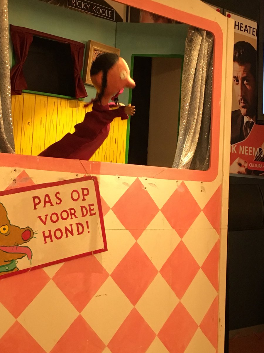 bbjacq's tweet photo. De kennismakerij proeftuin #route2020 #deeljerijk fijn welkom door Eefje Wentelteefje. Vorm geven aan communities door kennis en verhalen en goede programmering. https://t.co/LEb1qFIp5N