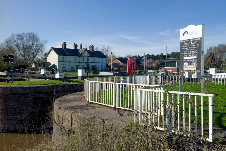 CRTWalesandSW's tweet photo. Hearing about some of the great places to visit from Ed Helps such as Diglis Basin, Goytre Wharf and Saul Junction. Find out more here: https://t.co/Bint7uetZq #SWS2017 https://t.co/9MxedcSx8y