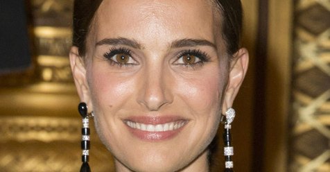 telva's tweet photo. Cejas perfectas: cómo evitar errores y los mejores trucos por #TonyaCrooks, la gurú de #cejas de las celebrities: https://t.co/cywJ44djbs https://t.co/rSZBxsPjbr