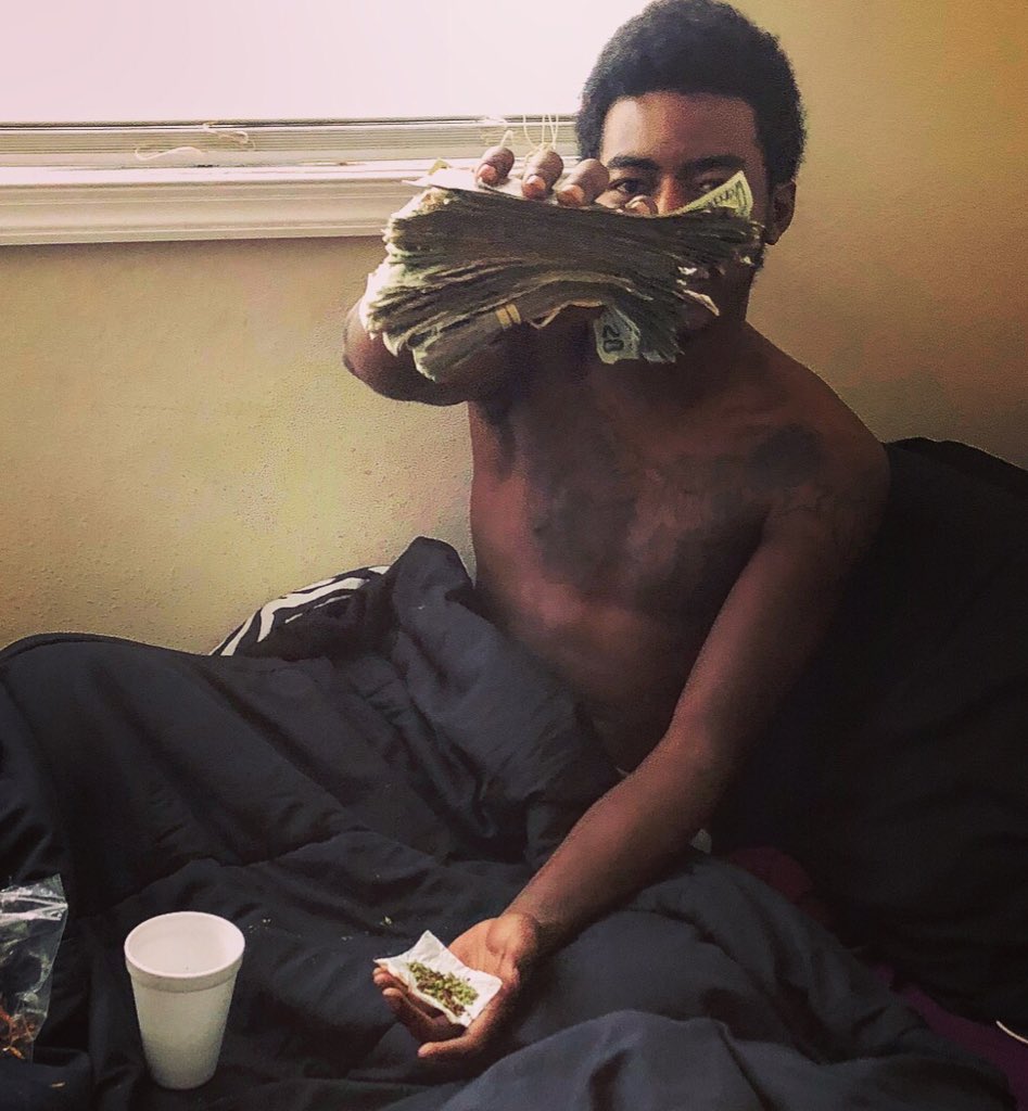 YoungManni__'s tweet photo. #ManniTime 💪🏾💪🏾 https://t.co/6R6QvnkaAV