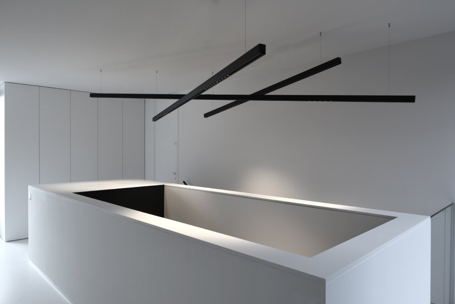 Read more about the essence of extraordinary lighting design on the kreon blog! blog.kreon.com/architectural-… #lighting #architecture #design #led #kreon